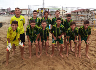 Jovens de São João competem no futebol de areia