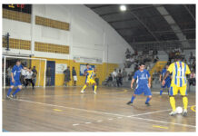 Prisma/Challenge é Piçarras na final do futsal