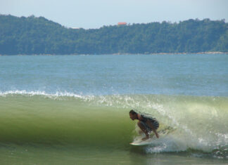 Praia do Quilombo sedia Copa Skimg de Surf Amador