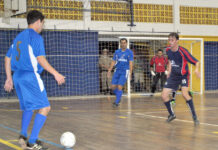 Futsal movimenta noite esportiva