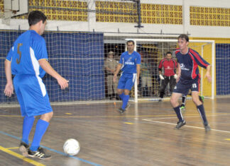 Futsal movimenta noite esportiva