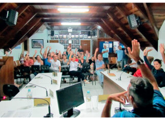 Servidores de Barra Velha devem votar proposta de aumento