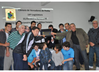 Em sessão solene, Câmara de Penha faz homenagem a Clube Beira Mar