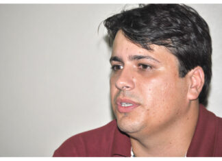 Aquiles é pré-candidato a prefeito pelo PMDB