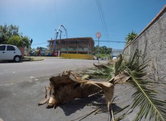 Entulhos na calçada poderão render multa de até R$ 2 mil, em Barra Velha