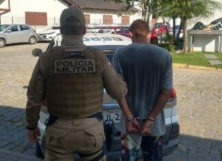 Adolescente é apreendido traficando drogas no Nossa Senhora da Paz