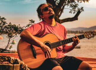 Músico prepara lançamento de canção de amor à Penha