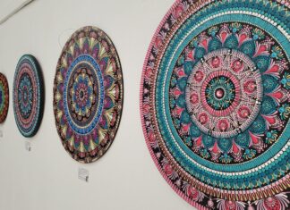 Faby Köche tem Exposição de Mandalas no Centro Cultural