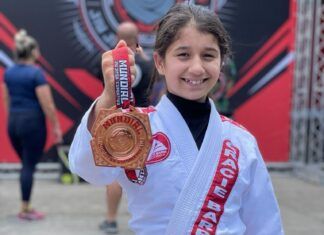 Piçarrense Kyra Batista disputa competições de Jiu-Jitsu no Rio de Janeiro