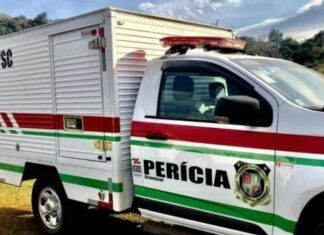 Homem morto é localizado em terreno baldio, em Penha