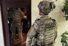PF e Interpol cumprem mandados por tráfico internacional de drogas em Barra Velha