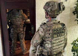 PF e Interpol cumprem mandados por tráfico internacional de drogas em Barra Velha