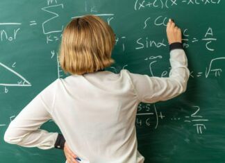 Secretária de Educação é convocada pela Câmara para explicar sobre médias do Ideb