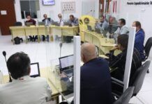 Câmara de Penha aprova moção em defesa do piso da enfermagem