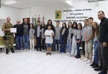 Adote Penha e Proerd recebem moção de aplausos da Câmara Mirim de Penha