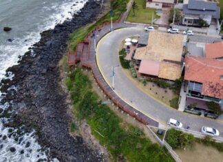 Barra Velha inaugura primeira etapa do Mirante das Pedras Brancas e Negras