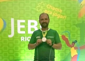 Técnico de Penha é convocado para treinar a seleção brasileira de xadrez em competição internacional