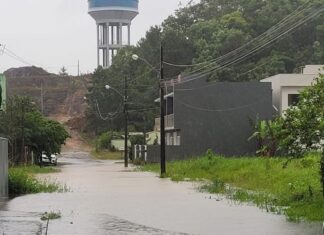 Balneário Piçarras registra volume histórico de chuva nos três últimos dias