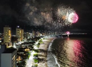 150 mil pessoas participam da virada do ano em Balneário Piçarras