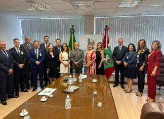 Cartórios de Balneário Piçarras e Barra Velha são homenageados após prêmio nacional