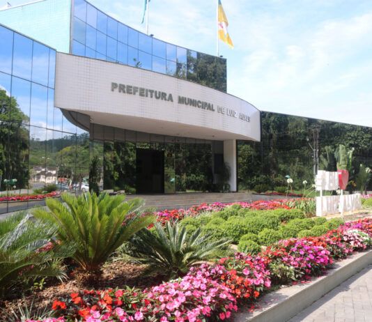 Prefeitura de Luiz Alves abre Processo Seletivo Simplificado para contratação temporária em diversas áreas