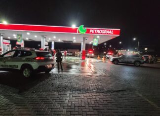 Juiz mantém presa dupla que furtou carro em Itajaí
