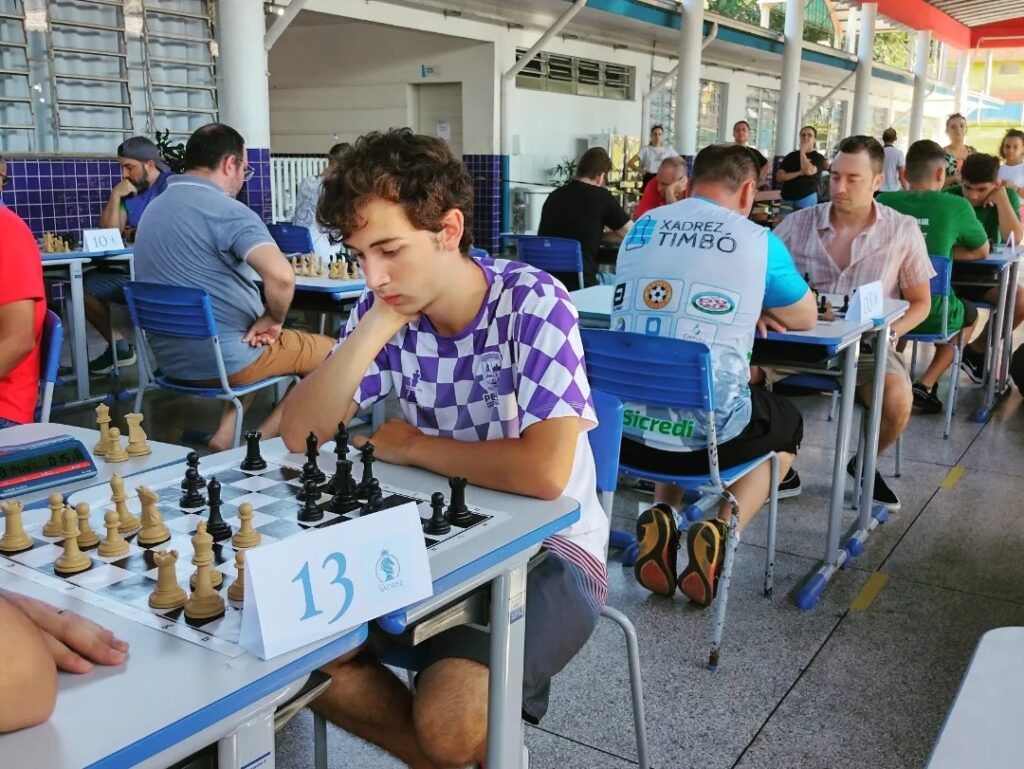 Equipe de Penha garante ouro e bronze no Campeonato Brasileiro de Xadrez  Escolar - Notícias de Penha - Santa Catarina