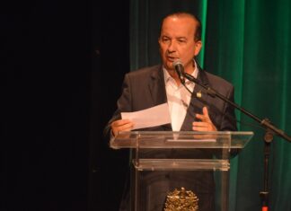 Convenção do PL reúne lideranças e terá a presença de Flávio Bolsonaro em Santa Catarina