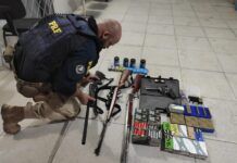 PRF apreende armas, silenciados e milhares de munições em Barra Velha