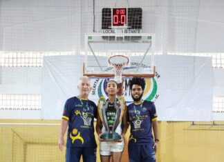 Jogadora de basquete de Balneário Piçarras está na seleção catarinense Sub-16