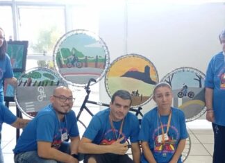 APAE de Balneário Piçarras se destaca na seletiva regional do Festival Estadual Nossa Arte