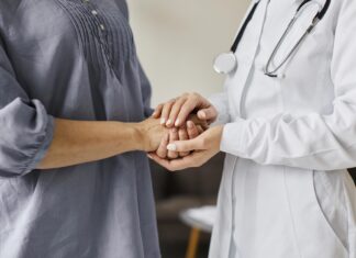 Unimed Litoral tem 48 vagas de trabalho
