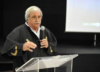 Governo homenageia ex-vereador Paulo Schlögl em Praça Municipal de Balneário Piçarras