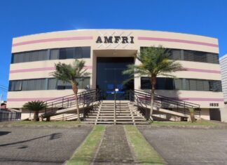 Amfri: Tribunal de Contas encontra irregularidades e determina suspensão de edital para compra de kits de robótica