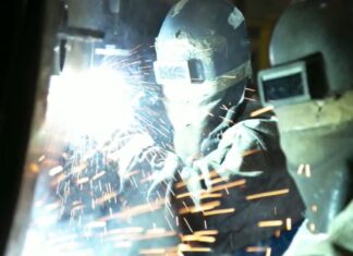 Arxo abre inscrições para o curso gratuito de Soldador Industrial