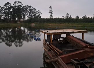 Adolescente está desaparecido em lagoa de captação de água, em Penha