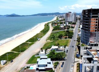 Balneário Piçarras conquista a Bandeira Azul para toda orla norte