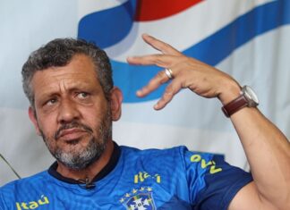 Pesquisador e Historiador: Penhense Eduardo Bajara vence o Troféu Açorianidade 2023