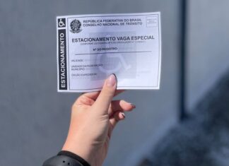 Secretaria de Segurança Pública de Balneário Piçarras emite cartão de estacionamento especial