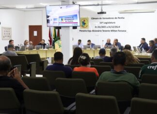 Penha quer revogar proibição sobre vereador trocar de poder sem perder o mandato