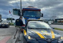 Velho Barreiro: Caminhoneiro é preso por embriaguez com índice quatro vezes acima do limite