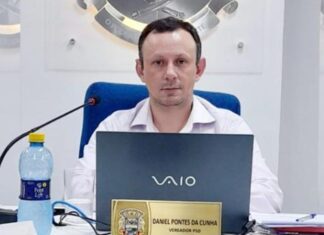 Tainha desiste de assumir a Prefeitura de Barra Velha; presidente da Câmara toma posse