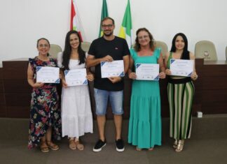 Conselheiros Tutelares de Luiz Alves tomam posse do cargo