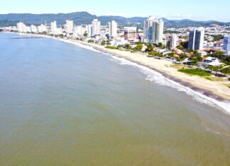 Balneário Piçarras terá 85% de sua orla certificada pelo Bandeira Azul