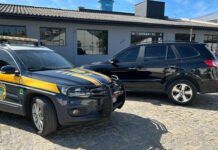 PRF recupera veículo com apropriação indébita, em Balneário Piçarras