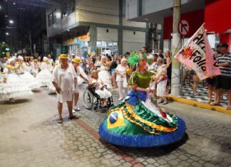 Turismo estima que 90 mil pessoas já tenham passado pelo carnaval de Balneário Piçarras