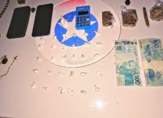 PMSC de Penha prende dois suspeitos por tráfico de drogas; um seria faccionado