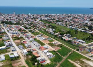 IBGE aponta que Balneário Piçarras, Barra Velha e Penha somam mais de 120 mil moradores