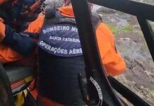 Após mal súbito, mulher é resgatada da Trilha da Galheta