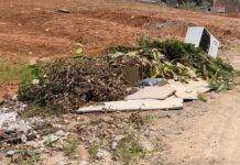 Secretário de Penha denuncia descarte irregular de entulho em terreno central